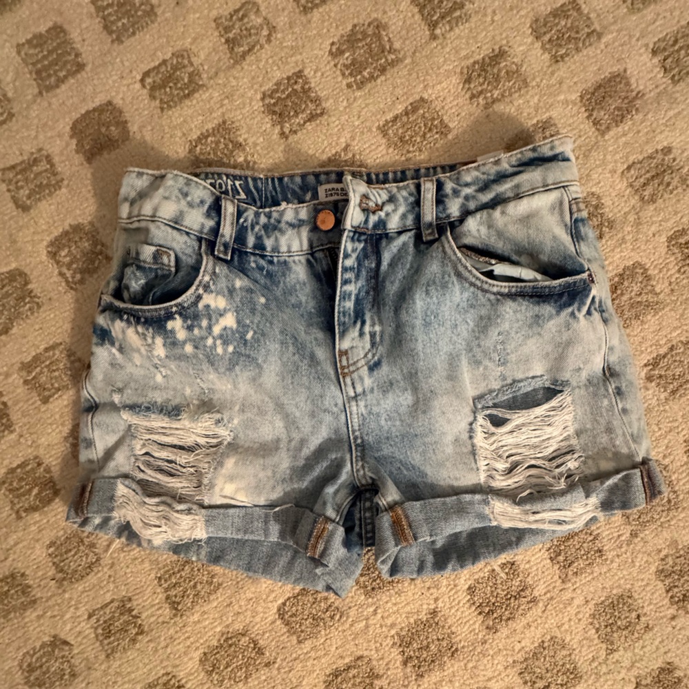 Zara Blue Jean Shorts Distressed Cut-Off Style
